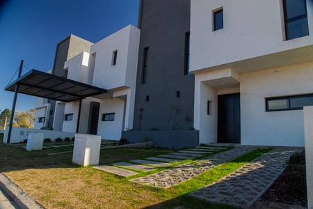 Housing de Miradores